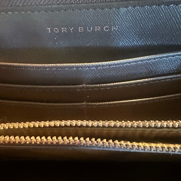 Tory Burch large zip around wallet. - Picture 10 of 12
